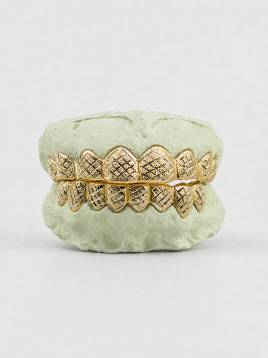 Custom Fit Grillz Diamond Dust and Cut